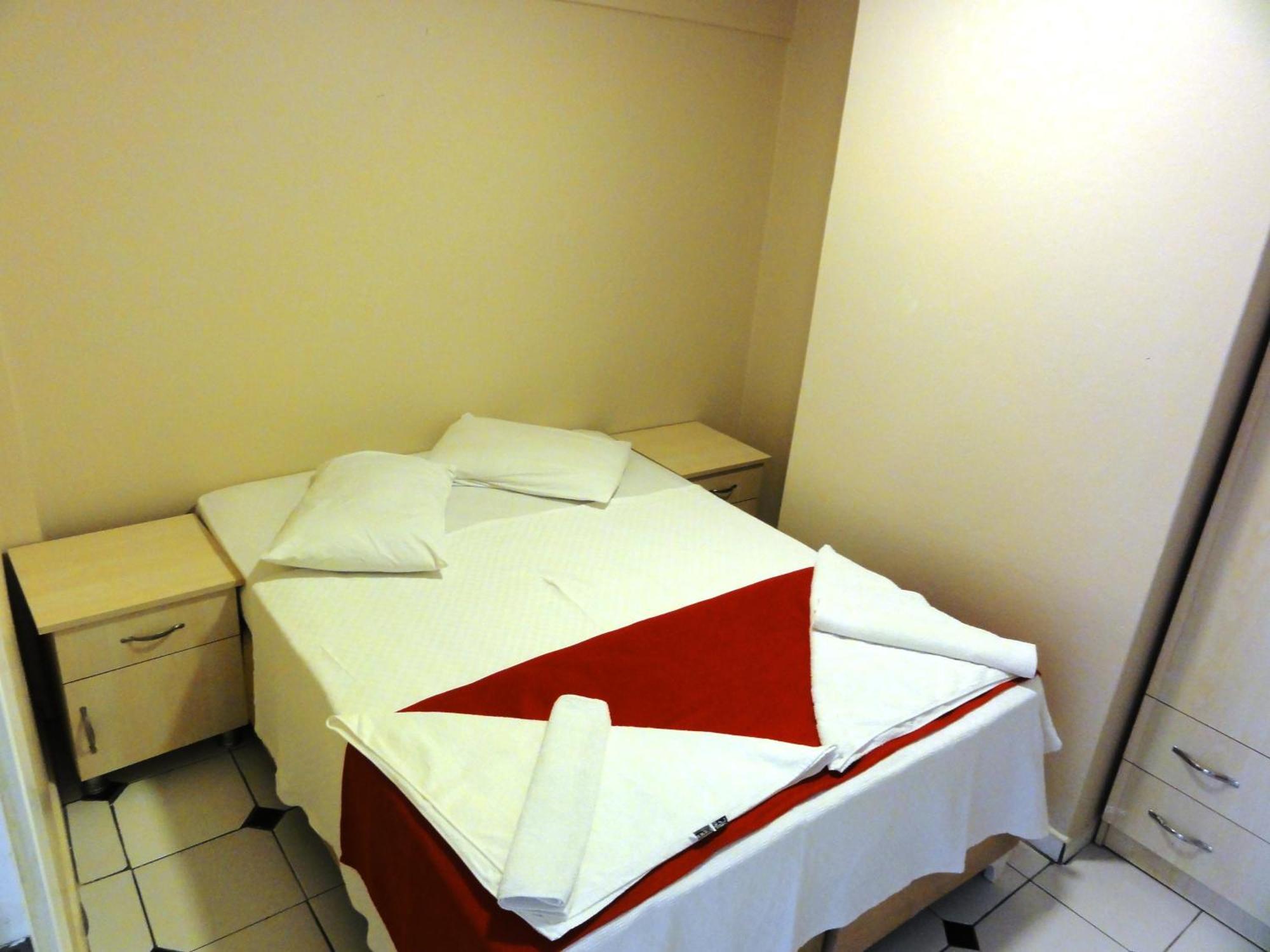 Altinersan Hotel Didim Værelse billede